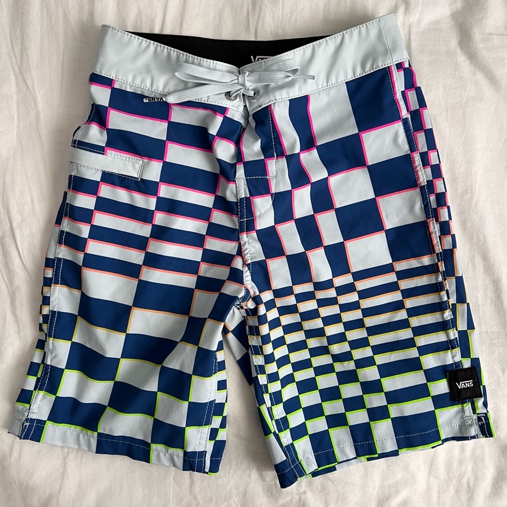 Vans boys boardshorts - size 23 (10)